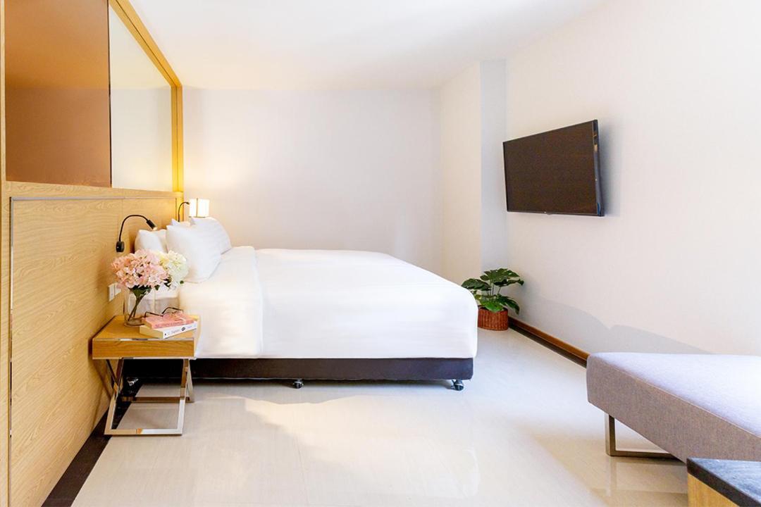Fx Hotel Nana Bangkok Exteriör bild